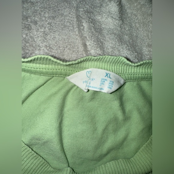 Primark Cropped Tshirt - Picture 3 of 3